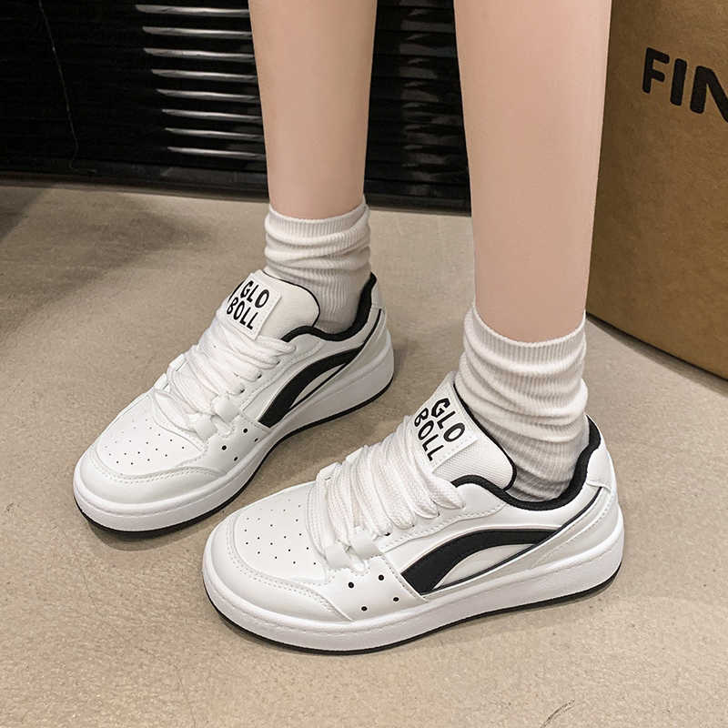 Women Shoes Model - 合成皮革厚底白靴レディースカジュアルブーツ女性高級高級スニーカー高品質スポーツスーパーブランド