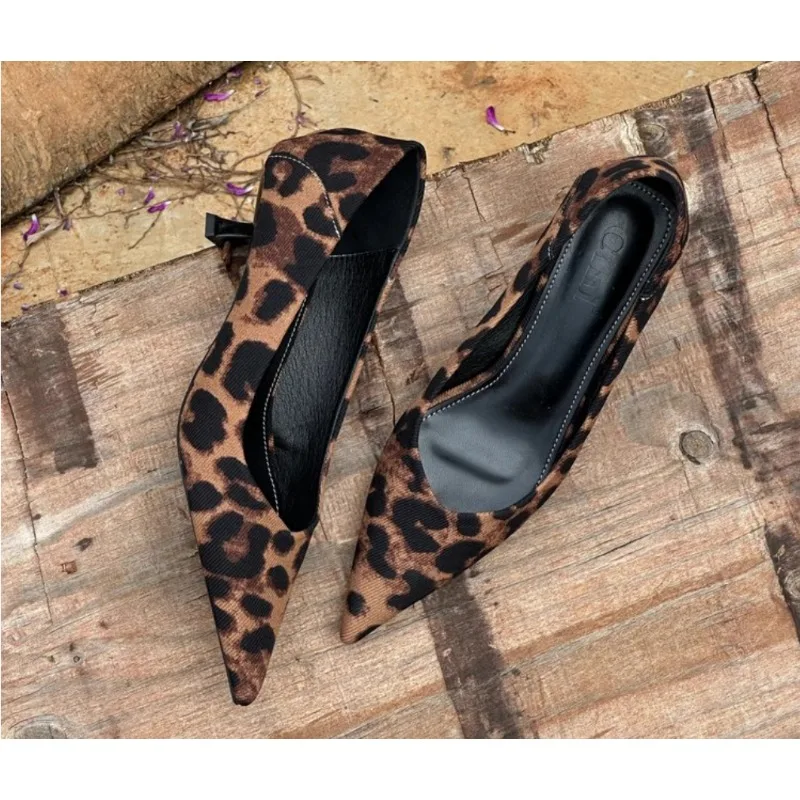 2024 女性のセクシーなハイヒールバーガンディヌードパンプ - Women Shoes Size のレビューと価格