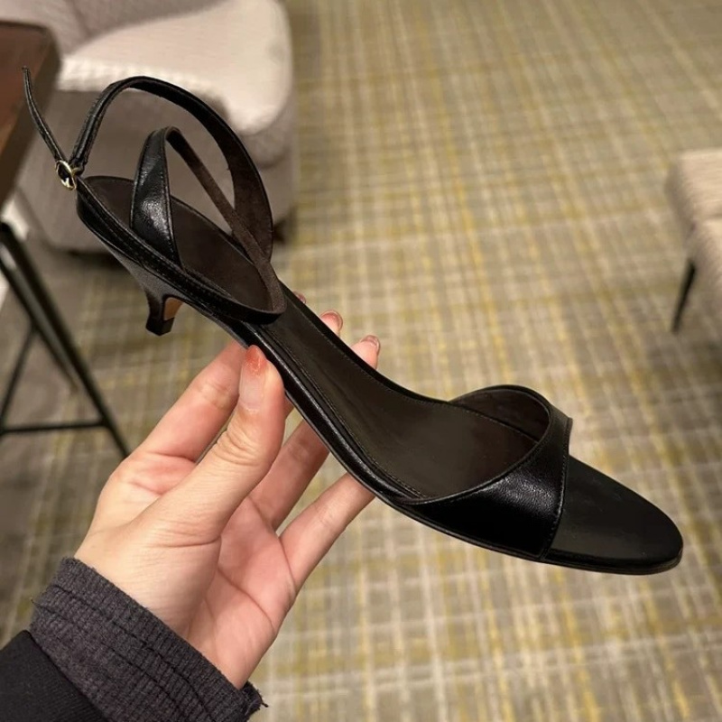 ファッションセクシーな女性の本革サンダル子猫ハイヒール夏のパ - Women'S Shoes Kitten Heels のレビューと価格