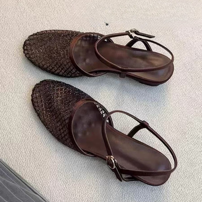 フランス製ラインストーン付き美しい中空ウェッジバオトウサンダ - Women Shoes Model のレビューと価格